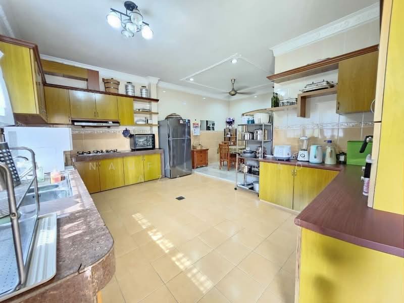 Bungalow for Sale in Lavender Heights (Senawang) - Naufal Ahmad Azahari - Kitchen area - PropertyGuru.com.my