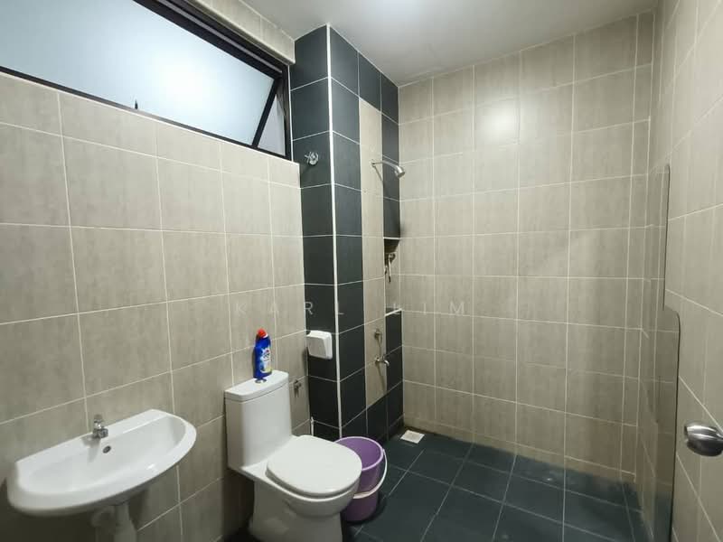 2-storey Terraced House for Rent in Johor Bahru (Johor) - Karl Lim - Bathroom - PropertyGuru.com.my