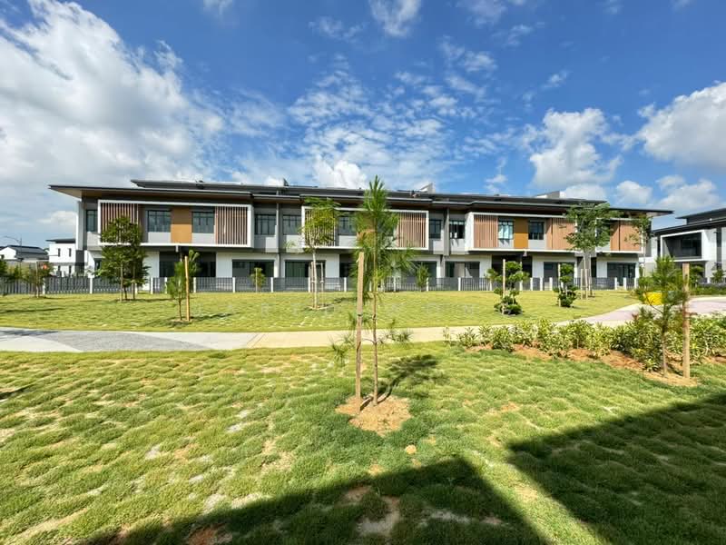 Semi-Detached House for Sale in Cyberjaya (Selangor) - Jared Wong - Exterior - PropertyGuru.com.my