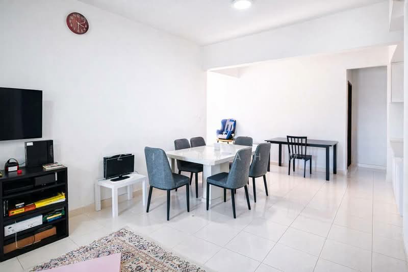 Condominium for Sale at Cyber Heights Villa - Azli Ibrahim - Living Room - PropertyGuru.com.my