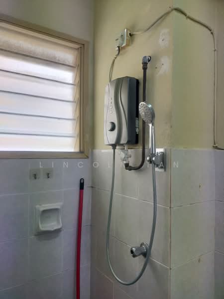 Pangsapuri untuk Disewa di D'Palma - Lincoln Tan - Bathroom - PropertyGuru.com.my