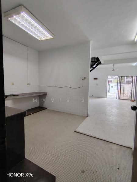 2-storey Terraced House for Sale in Taman Universiti Indah (Seri Kembangan) - Mavis Sim - PropertyGuru.com.my