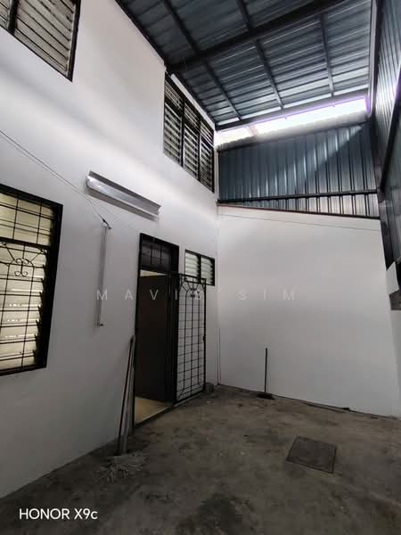 2-storey Terraced House for Sale in Taman Universiti Indah (Seri Kembangan) - Mavis Sim - PropertyGuru.com.my