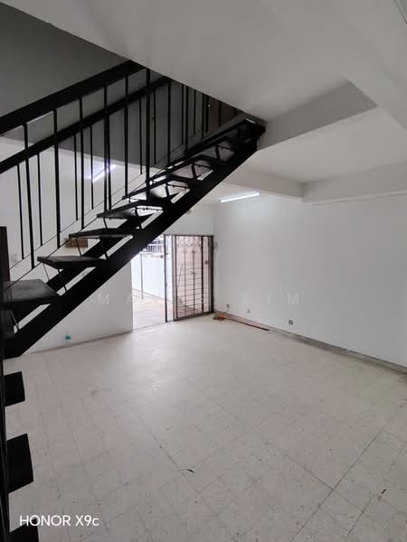 2-storey Terraced House for Sale in Taman Universiti Indah (Seri Kembangan) - Mavis Sim - PropertyGuru.com.my