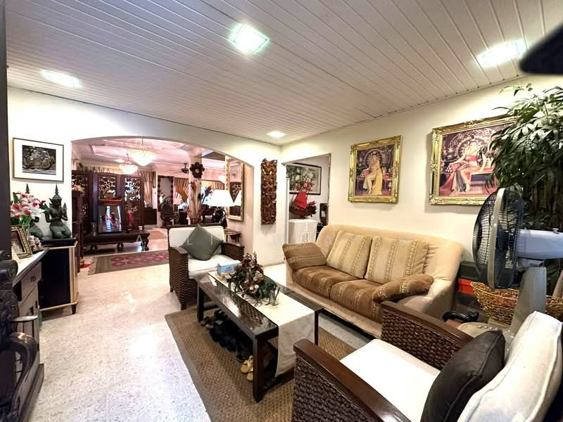 Taman Bukit Jobina untuk Untuk Dijual - RM 1,180,000, Mac 2026 - Living Room - PropertyGuru.com.my