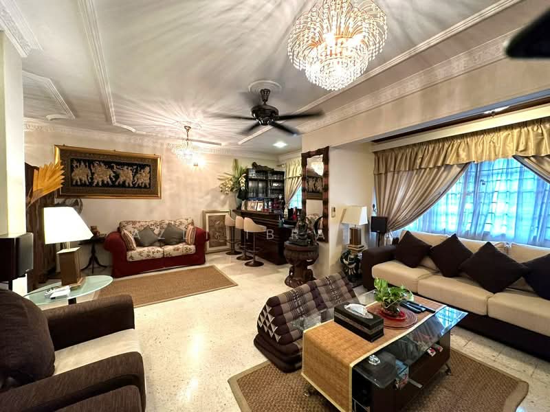 Taman Bukit Jobina untuk Untuk Dijual - RM 1,180,000, Mac 2026 - Living Room - PropertyGuru.com.my