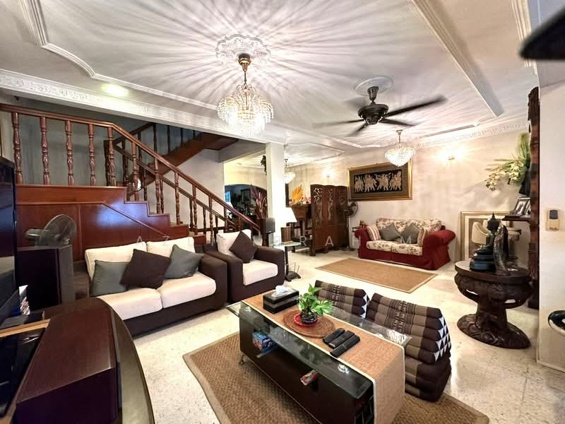 Taman Bukit Jobina untuk Untuk Dijual - RM 1,180,000, Mac 2026 - Living Room - PropertyGuru.com.my