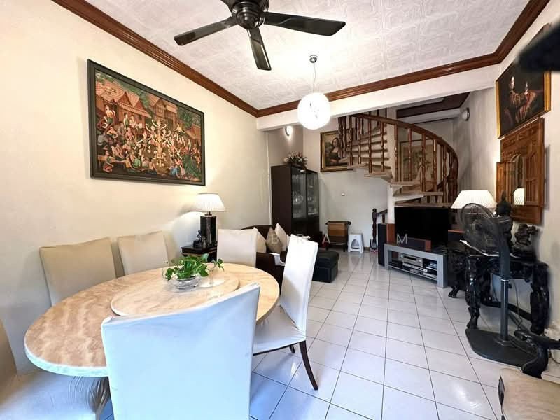 Taman Bukit Jobina untuk Untuk Dijual - RM 1,180,000, Mac 2026 - Living Room - PropertyGuru.com.my