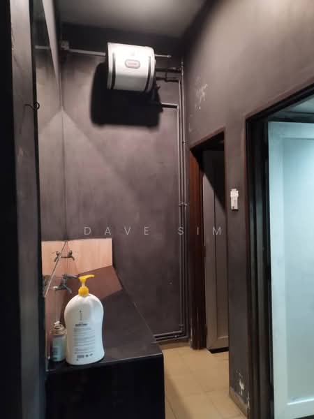 Shop for Rent in Taman Mutiara Mas (Skudai) - Dave Sim - Interior - PropertyGuru.com.my