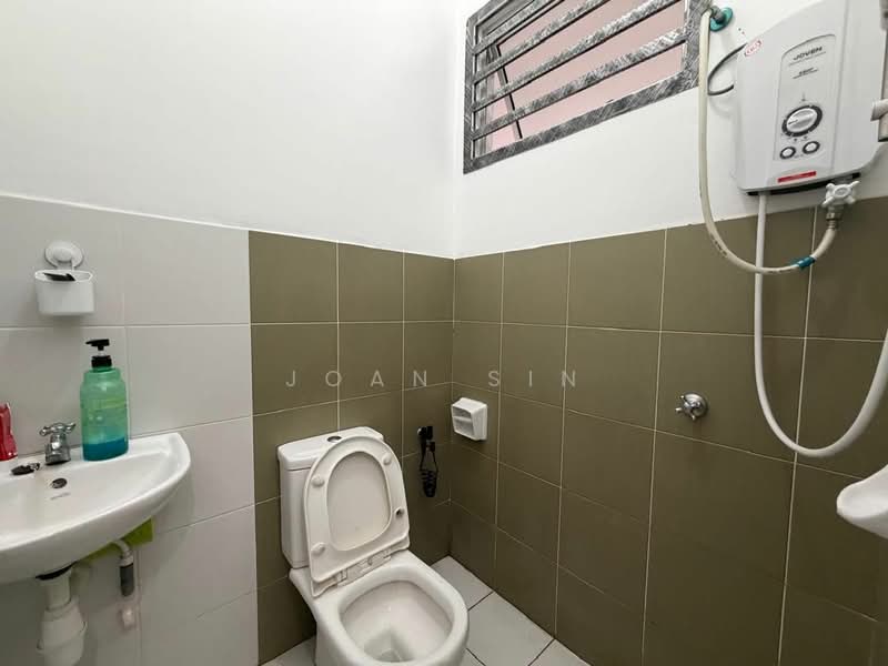 2-storey Terraced House for Sale in Setia Tropika (Johor Bahru) - Joan Sin - Bathroom - PropertyGuru.com.my