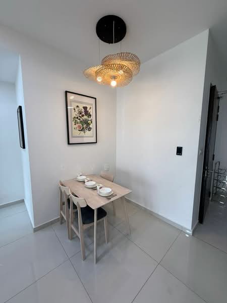 Kings Bay @ Country Garden Danga Bay untuk Untuk Disewa - RM 2,600 /bulan, Mac 2026 - Dining Room - PropertyGuru.com.my