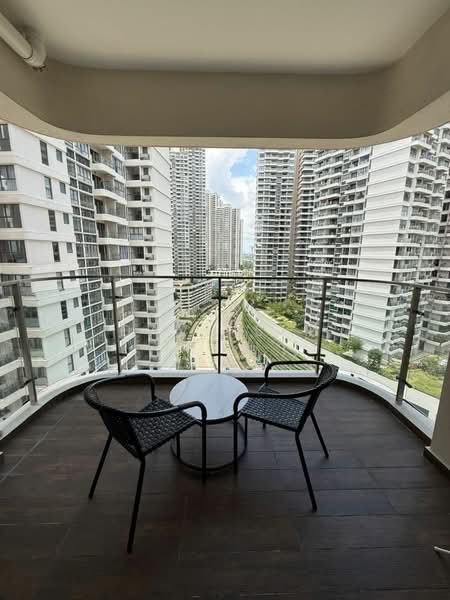 Kings Bay @ Country Garden Danga Bay untuk Untuk Disewa - RM 2,600 /bulan, Mac 2026 - Balcony - PropertyGuru.com.my