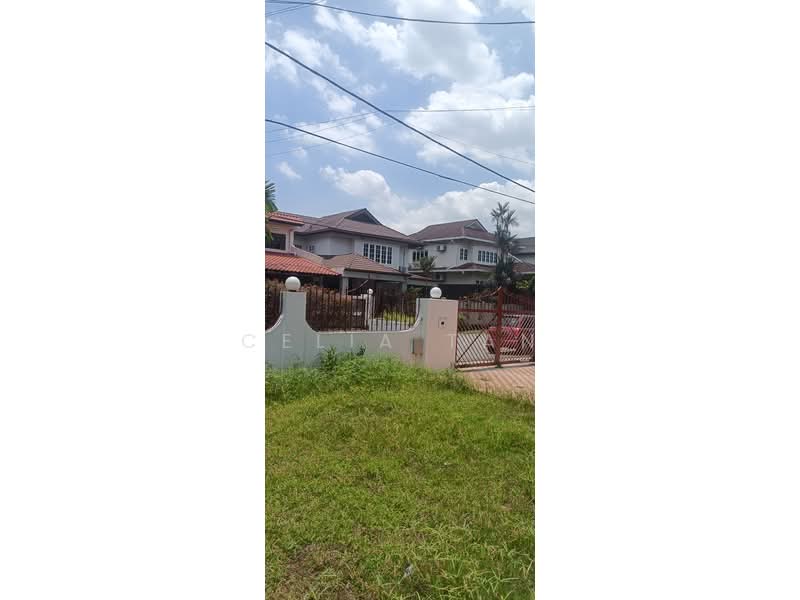 Semi-Detached House for Rent in Subang Jaya (Selangor) - Celia Tan - Exterior - PropertyGuru.com.my