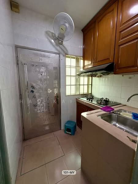 Taman Sungai Jati untuk Untuk Dijual - RM 585,000, Mac 2026 - Kitchen - PropertyGuru.com.my