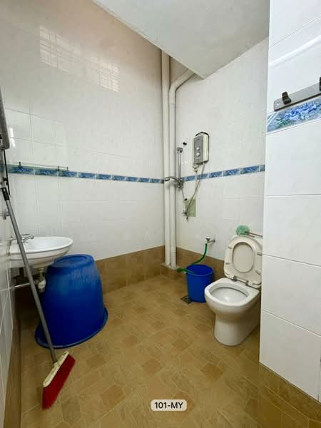 Taman Sungai Jati untuk Untuk Dijual - RM 585,000, Mac 2026 - Bathroom - PropertyGuru.com.my