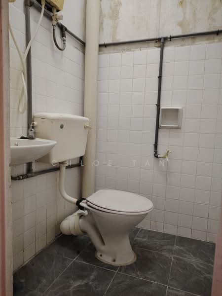 Taman Sungai Murni untuk Untuk Dijual - RM 330,000, Mac 2026 - Bathroom - PropertyGuru.com.my