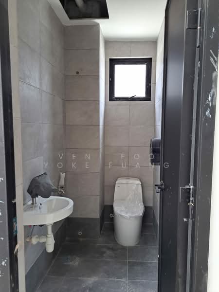 Factory for Rent in Klang (Selangor) - Veni Foo Yoke Fuang - Bathroom - PropertyGuru.com.my