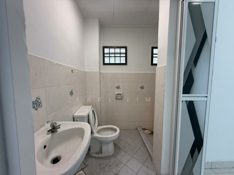 2-storey Terraced House for Rent in Taman Nusa Jaya Mas (Iskandar Puteri (Nusajaya)) - Karl Lim - Bathroom - PropertyGuru.com.my