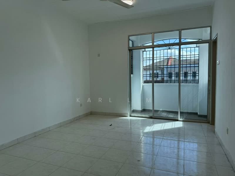 2-storey Terraced House for Rent in Taman Nusa Jaya Mas (Iskandar Puteri (Nusajaya)) - Karl Lim - Living Room - PropertyGuru.com.my