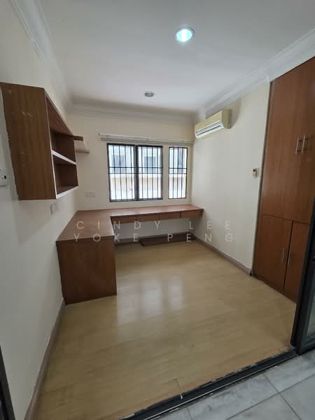 Rumah Teres 3 Tingkat untuk Dijual di Taman Esplanad (Bukit Jalil) - Cindy Lee Yoke Peng - Study - PropertyGuru.com.my