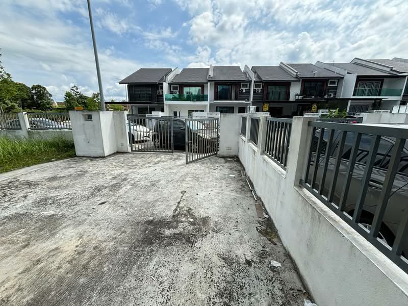 2-storey Terraced House for Sale in Taman Nusa Damai (Pasir Gudang) - Wee Howe - Exterior - PropertyGuru.com.my