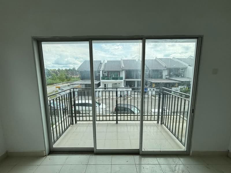 2-storey Terraced House for Sale in Taman Nusa Damai (Pasir Gudang) - Wee Howe - Balcony - PropertyGuru.com.my