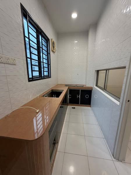 Setia Tropika untuk Untuk Disewa - RM 2,800 /bulan, Mac 2026 - Kitchen - PropertyGuru.com.my