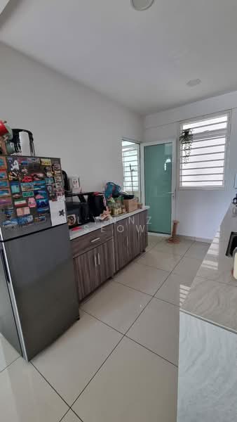 SummerSkye Residences untuk Untuk Disewa - RM 2,500 /bulan, Mac 2026 - Kitchen - PropertyGuru.com.my