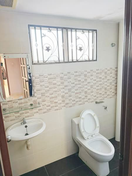 2-storey Terraced House for Rent in Bandar Damai Perdana (Cheras) - HWEI TENG CHAN - Bathroom - PropertyGuru.com.my
