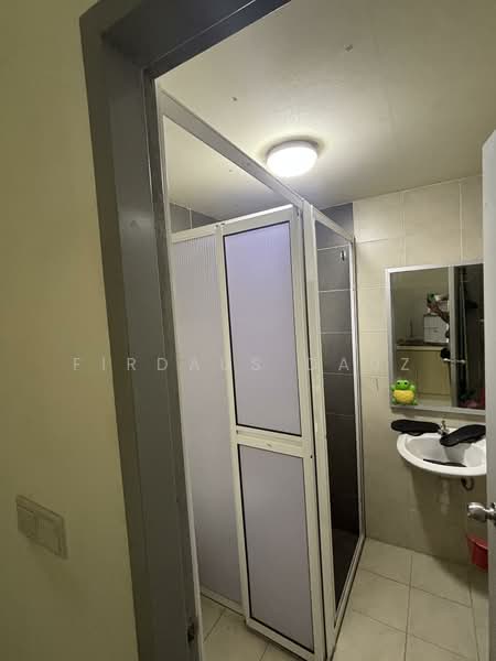 Tiara Imperio Residence untuk Untuk Disewa - RM 1,000 /bulan, Mac 2026 - Bathroom - PropertyGuru.com.my