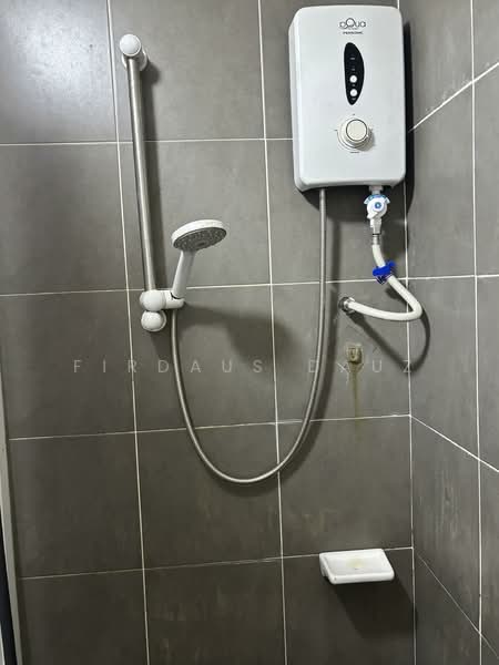 Tiara Imperio Residence untuk Untuk Disewa - RM 1,000 /bulan, Mac 2026 - Bathroom - PropertyGuru.com.my