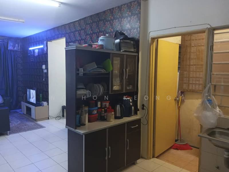 Apartment for Sale at Vistaria - Ng Hon Keong - Living Room - PropertyGuru.com.my