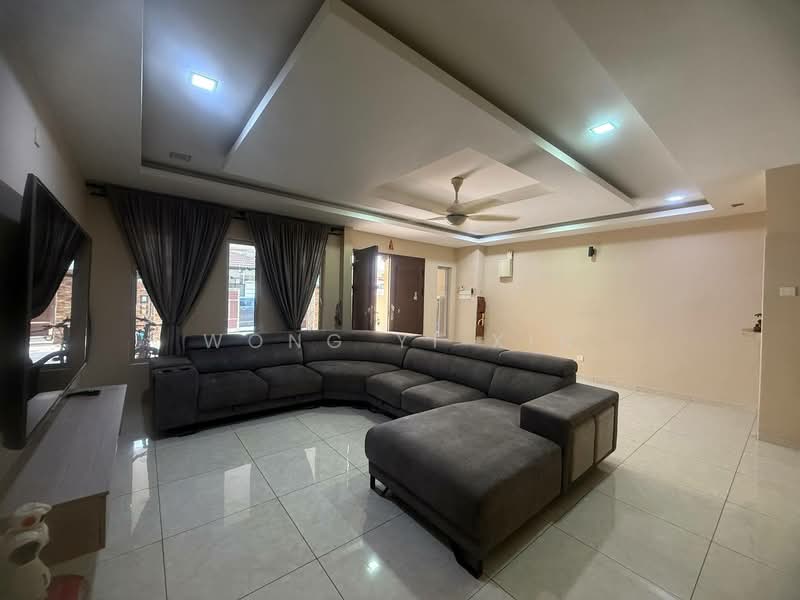 Terraced House for Rent in Johor Bahru (Johor) - Wong Yi Xin - Living Room - PropertyGuru.com.my