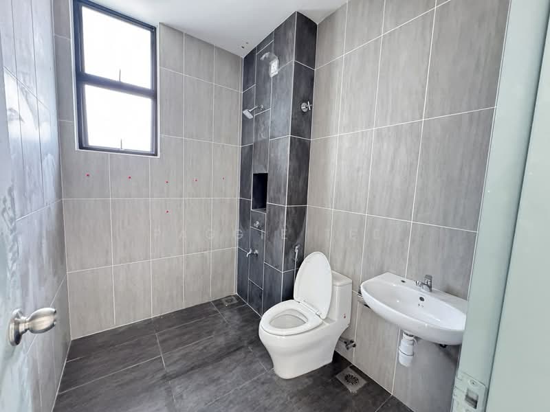 2-storey Terraced House for Sale in Johor Bahru (Johor) - Paggie Tee - Bathroom - PropertyGuru.com.my