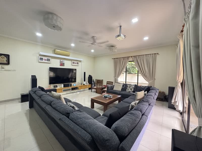 Bungalow for Sale in Kelana Jaya (Petaling Jaya) - Evelyn Fong - Living Room - PropertyGuru.com.my
