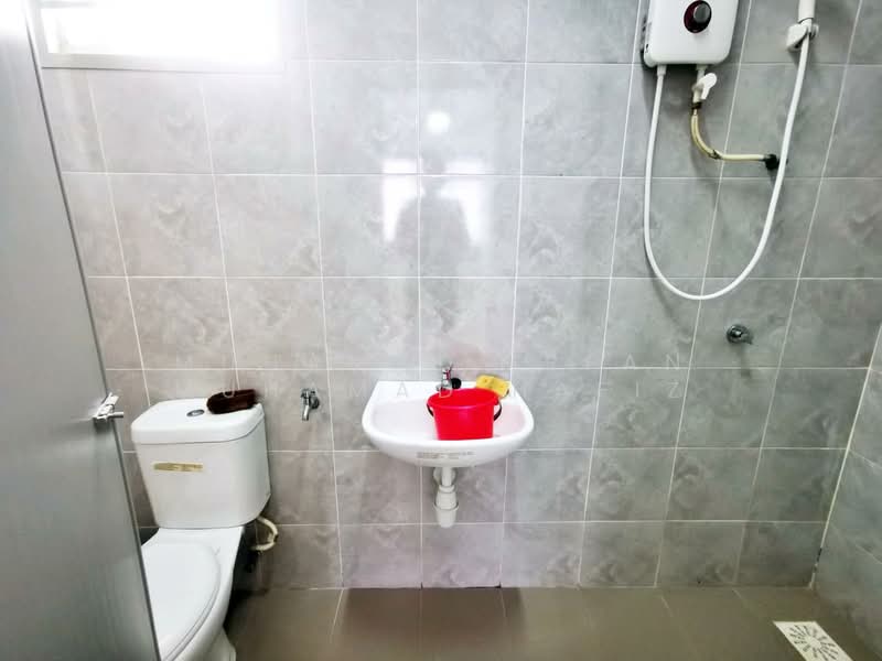 Putra Impian untuk Untuk Dijual - RM 300,000, Mac 2026 - Bathroom - PropertyGuru.com.my