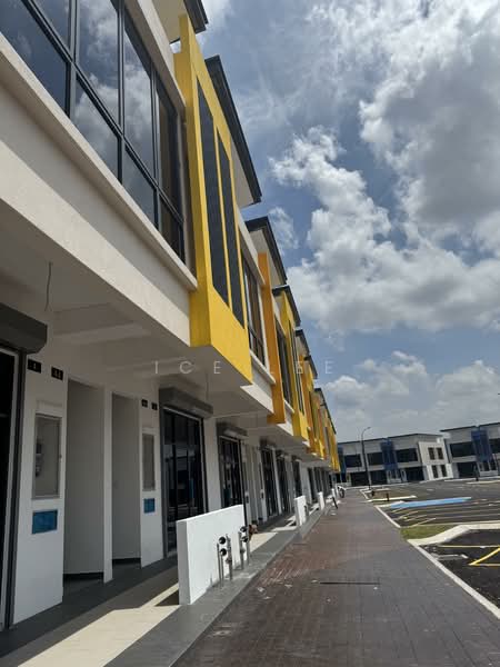 Alam impian untuk Untuk Disewa - RM 1,500 /bulan, Mac 2026 - Exterior - PropertyGuru.com.my