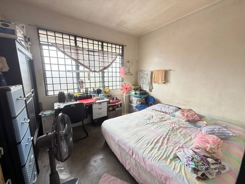 Flat for Sale at Taman Daya - Jalan Nibong 28 - Kayden Voon - Bedroom - PropertyGuru.com.my