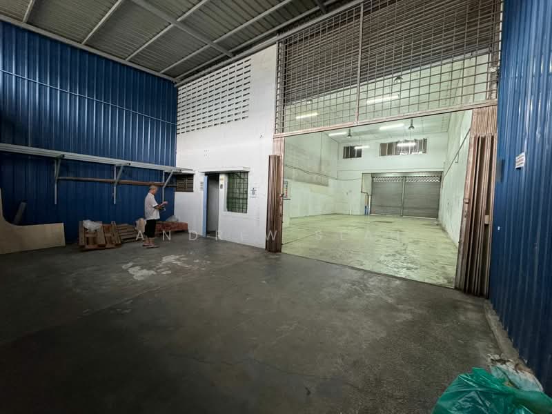 Terrace Factory for Sale in Kota Damansara (Selangor) - Andrew Seah - Interior - PropertyGuru.com.my