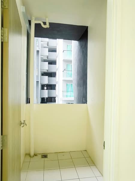 QuayWest Residence untuk Untuk Disewa - RM 2,200 /bulan, Mac 2026 - Balcony - PropertyGuru.com.my
