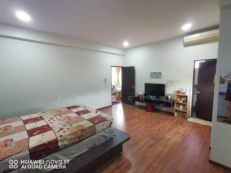 2-storey Terraced House for Sale in Batu Kawa (Kuching) - Alfred Chua - Bedroom - PropertyGuru.com.my