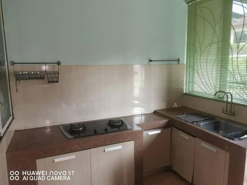 2-storey Terraced House for Sale in Batu Kawa (Kuching) - Alfred Chua - Kitchen - PropertyGuru.com.my