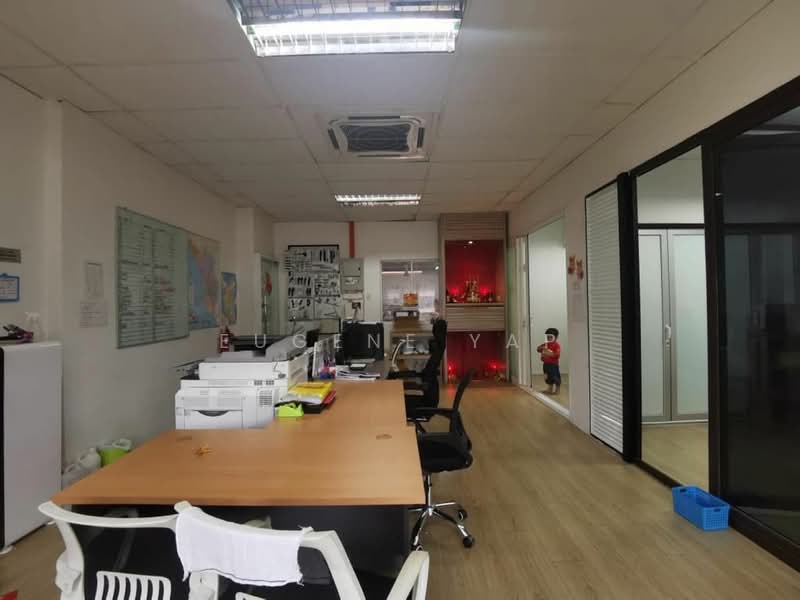 Terrace Factory for Sale in Taman Industri Kri (Rawang) - Eugene Yap - Interior - PropertyGuru.com.my