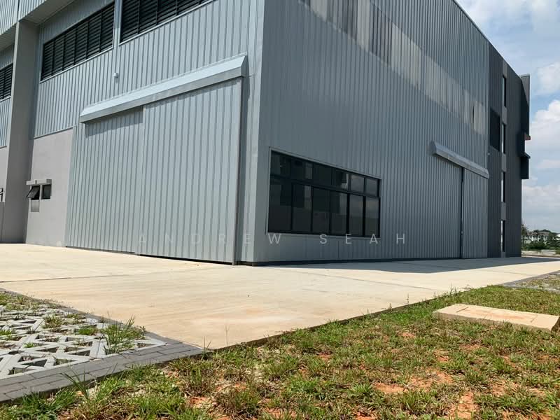 Semi-D Factory for Rent in Sungai Buloh (Selangor) - Andrew Seah - Exterior - PropertyGuru.com.my