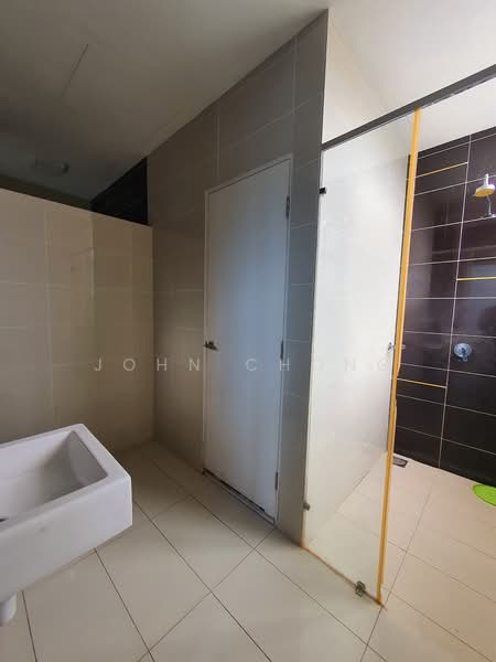Service Residence for Rent at Skypod Residence - John Chong - Bathroom - PropertyGuru.com.my