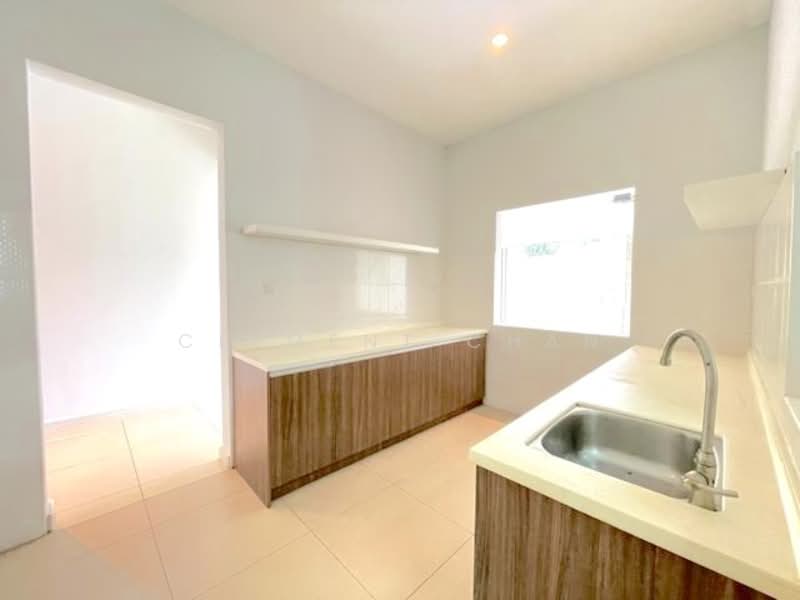 Surian Residences untuk Untuk Dijual - RM 1,500,000, Mac 2026 - Kitchen - PropertyGuru.com.my