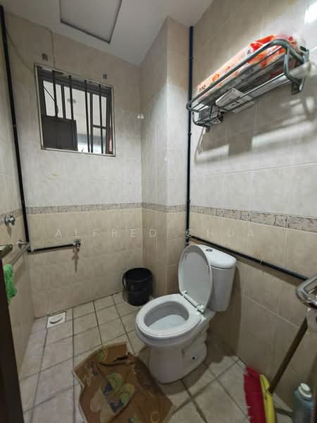 Semi-Detached House for Sale in Kuching (Sarawak) - Alfred Chua - Bathroom - PropertyGuru.com.my