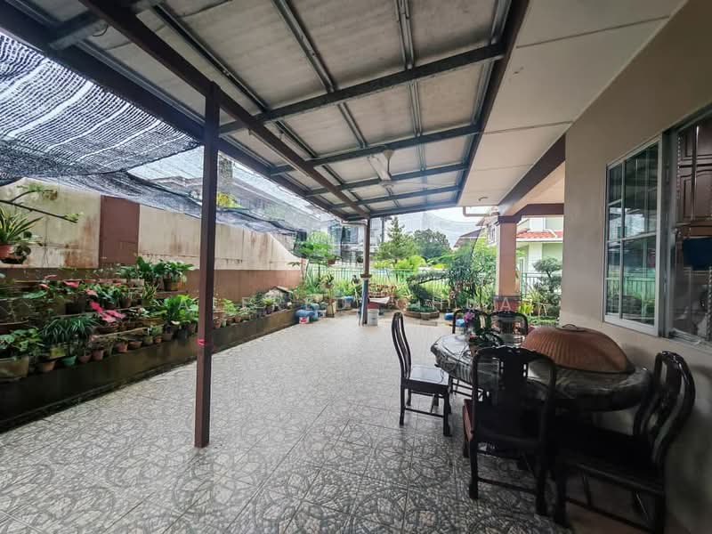 Semi-Detached House for Sale in Kuching (Sarawak) - Alfred Chua - Exterior - PropertyGuru.com.my