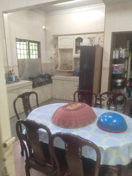 Bungalow for Rent in Sungai Buloh (Selangor) - Christine Tan - Kitchen - PropertyGuru.com.my