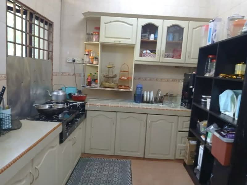 Bungalow for Rent in Sungai Buloh (Selangor) - Christine Tan - Kitchen - PropertyGuru.com.my